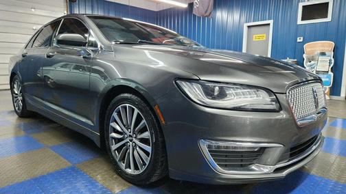 2020 Lincoln MKZ Standard