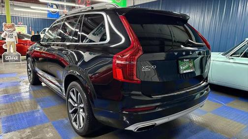 2019 Volvo XC90 T6 Momentum
