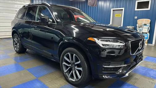 2019 Volvo XC90 T6 Momentum