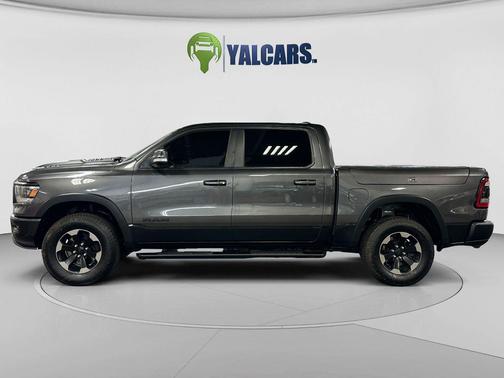 Granite Crystal Metallic Clearcoat 2019 RAM 1500 Rebel