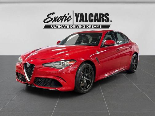 Alfa Rosso 2018 Alfa Romeo Giulia Quadrifoglio