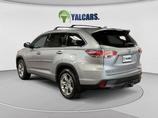 Predawn Gray Mica 2016 Toyota Highlander