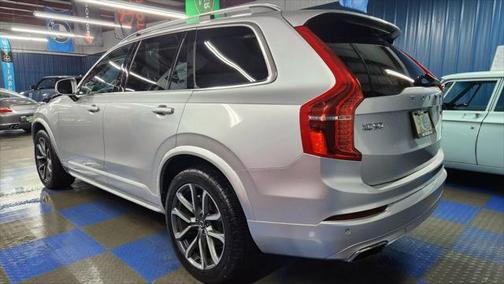 2019 Volvo XC90 T6 Momentum