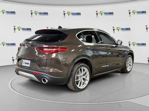 2018 Alfa Romeo Stelvio Ti Sport