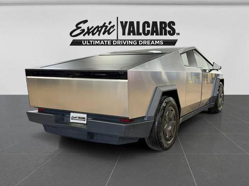 2025 Tesla Cybertruck All-Wheel Drive