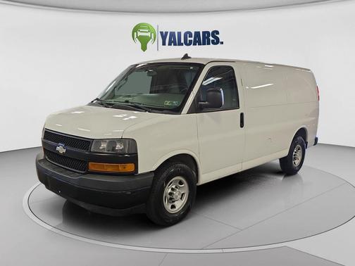 Summit White 2019 Chevrolet Express 2500 Work Van