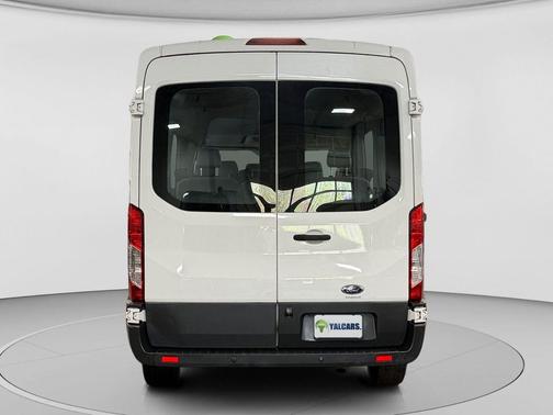 Oxford White 2016 Ford Transit-150 XLT