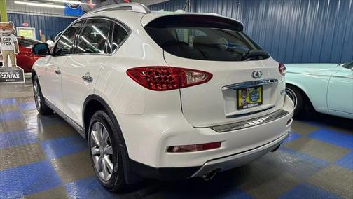2016 INFINITI QX50 Base