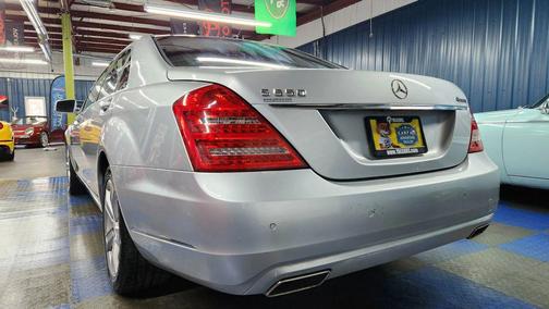 2010 Mercedes-Benz S-Class 4MATIC