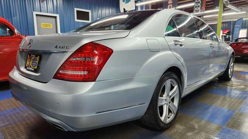 2010 Mercedes-Benz S-Class 4MATIC
