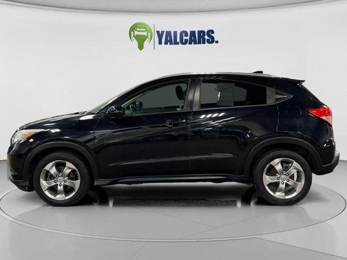 Crystal Black Pearl 2017 Honda HR-V EX-L w/Navigation