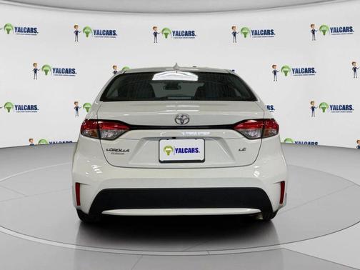 White 2022 Toyota Corolla LE