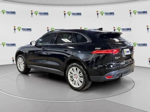 Black 2017 Jaguar F-PACE 35t Premium