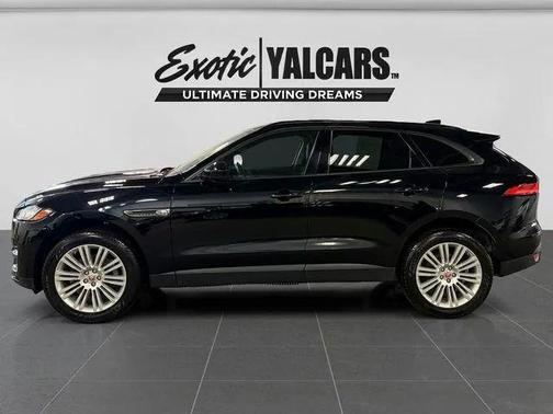 Black 2017 Jaguar F-PACE 35t Premium