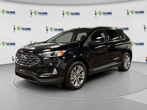 Agate Black Metallic 2019 Ford Edge Titanium