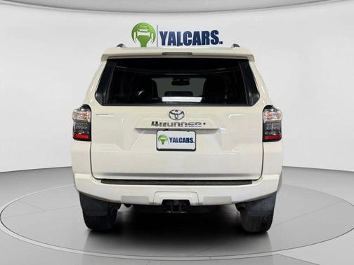 Super White 2016 Toyota 4Runner SR5 Premium