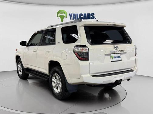 Super White 2016 Toyota 4Runner SR5 Premium