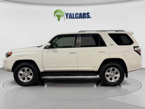 Super White 2016 Toyota 4Runner SR5 Premium