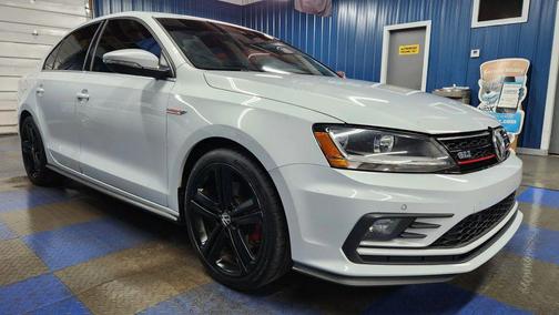 2017 Volkswagen Jetta GLI