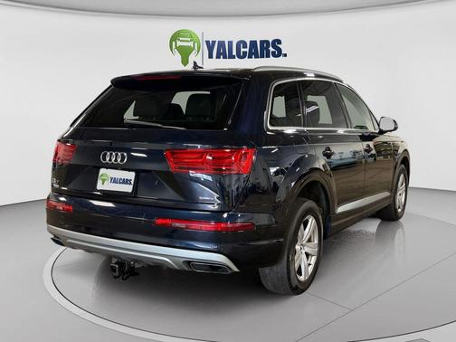 Blue 2018 Audi Q7 2.0T Premium Plus