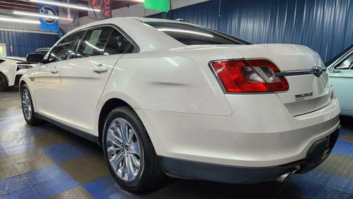 2010 Ford Taurus Limited