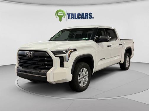 Ice 2023 Toyota Tundra SR5
