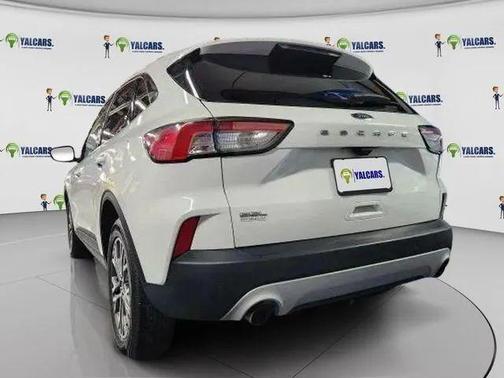 Star White Metallic Tri-Coat 2021 Ford Escape SEL