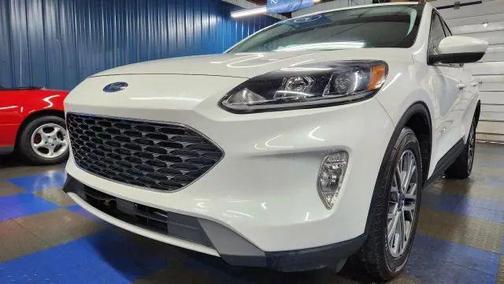 2021 Ford Escape SEL