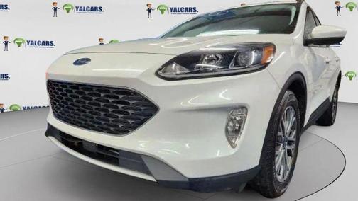 Star White Metallic Tri-Coat 2021 Ford Escape SEL