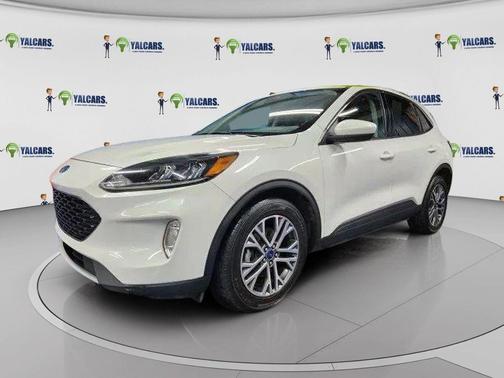 Star White Metallic Tri-Coat 2021 Ford Escape SEL