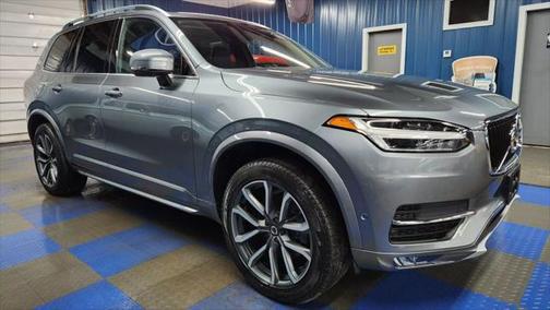 2018 Volvo XC90 T5 Momentum