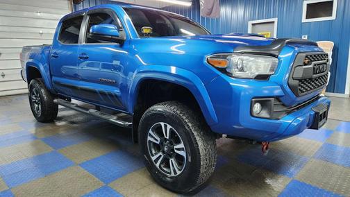 2016 Toyota Tacoma SR5