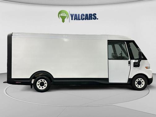 Oyster White 2025 Chevrolet BrightDrop 600 600