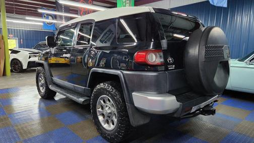 2012 Toyota FJ Cruiser Base