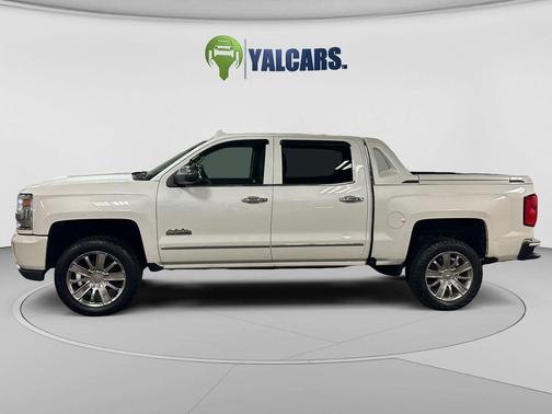 Iridescent Pearl Tricoat 2018 Chevrolet Silverado 1500 High Country