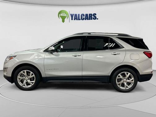Silver Ice Metallic 2019 Chevrolet Equinox 1LT