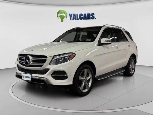 White 2016 Mercedes-Benz GLE-Class GLE 350 4MATIC