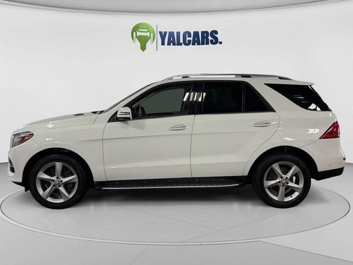White 2016 Mercedes-Benz GLE-Class GLE 350 4MATIC