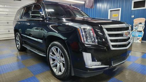 2017 Cadillac Escalade Luxury