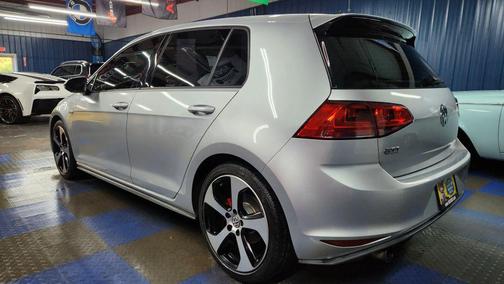 2017 Volkswagen Golf GTI 2.0T S 4-Door
