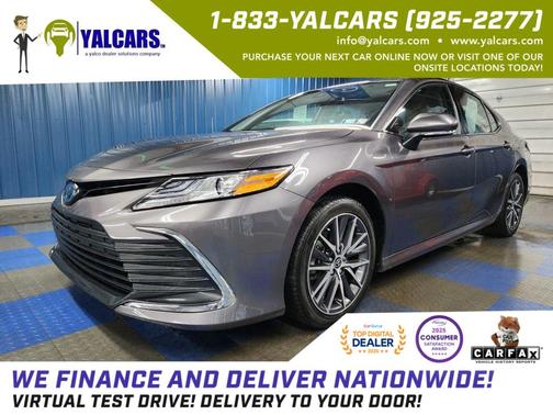 2023 Toyota Camry Hybrid XLE