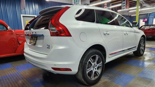2015 Volvo XC60 T6 Premier Plus