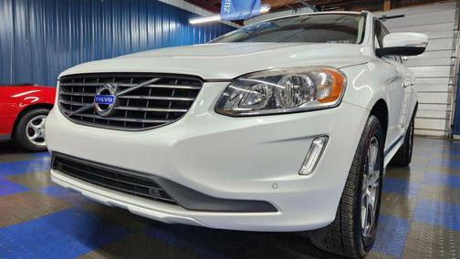 2015 Volvo XC60 T6 Premier Plus