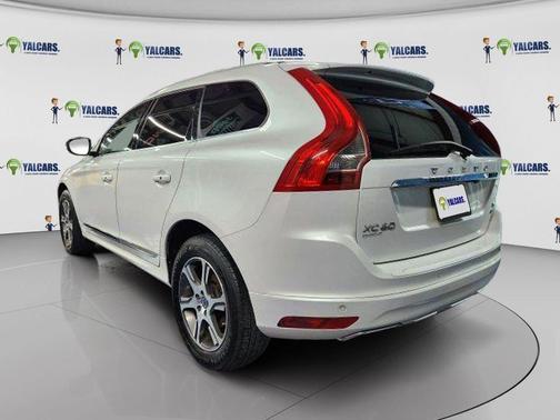 Crystal White Pearl 2015 Volvo XC60 T6 Premier Plus
