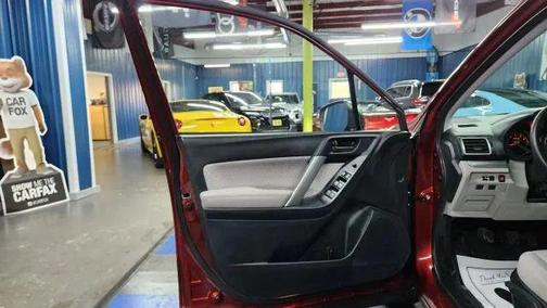 2017 Subaru Forester 2.5i