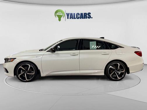 Platinum White Pearl 2022 Honda Accord Hybrid Sport