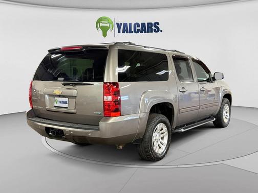 Mocha Steel Metallic 2011 Chevrolet Suburban 1500 LT
