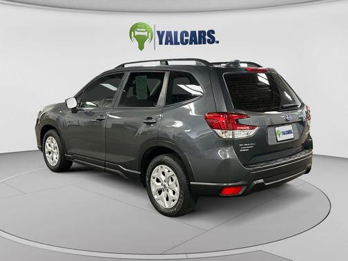 Magnetite Gray Metallic 2020 Subaru Forester Base