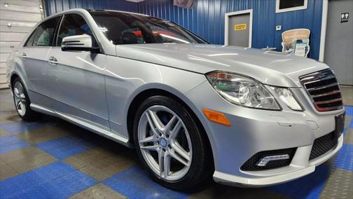 2011 Mercedes-Benz E-Class E 550 4MATIC Sedan 4D