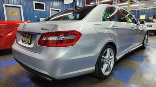 2011 Mercedes-Benz E-Class E 550 4MATIC Sedan 4D